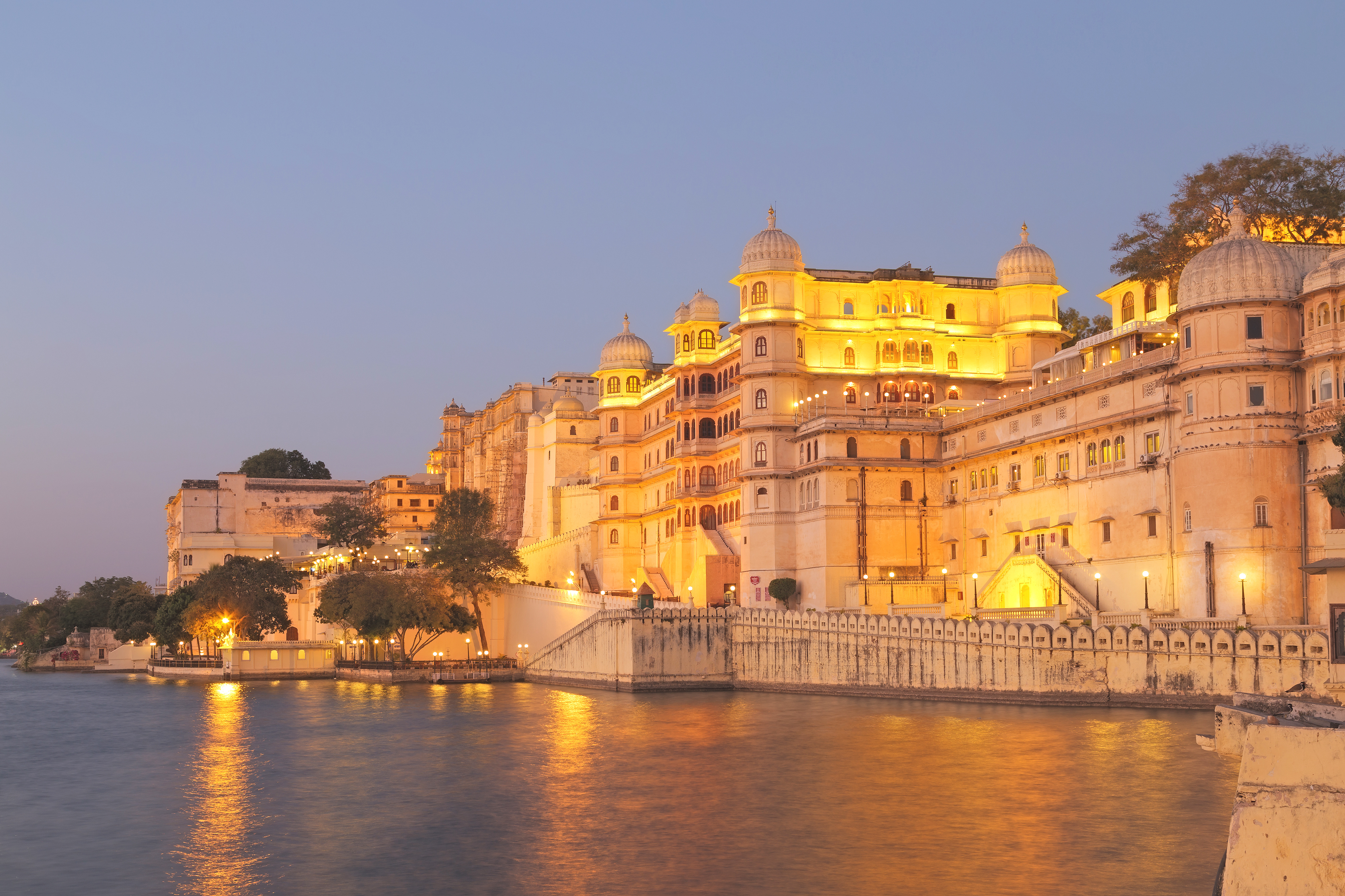 Udaipur and Kumbhalgarh: Where Lakes Whisper to The Mountains